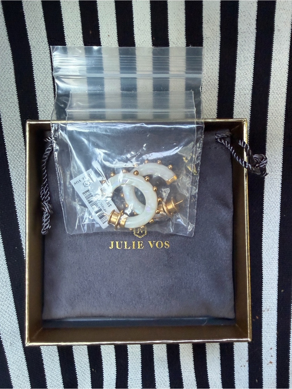 NWT Julie Vos Colette Hoop Alabaster M